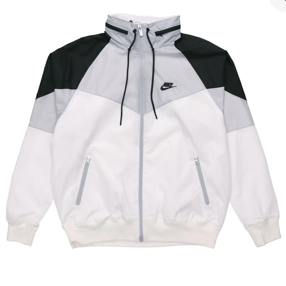 Nike Windrunner Jacket in Black and White
